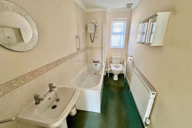2c, Linstone Drive, Yarmouth photo 2