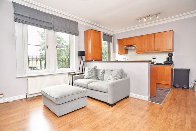 Flat 2, 31 Mornington Crescent, Harrogate photo 3