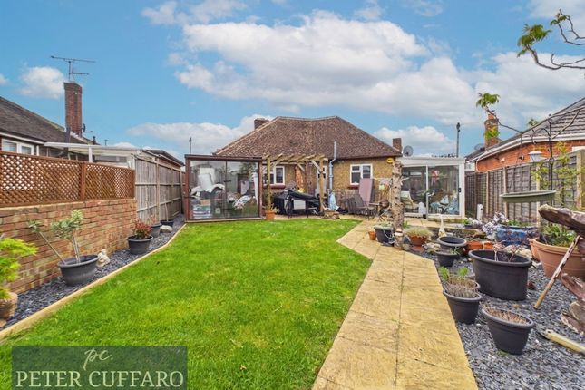 3 Highbury Avenue, Hoddesdon photo 4