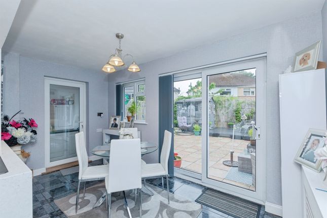 12, Astill Drive, LEICESTER photo 4