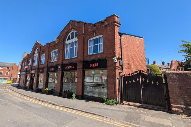 Studio flat on 7, Rafe House, Hereford, £700/mo