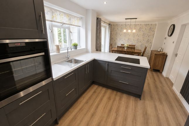 44 Rylands Heath, Luton, Bedfordshire photo 4