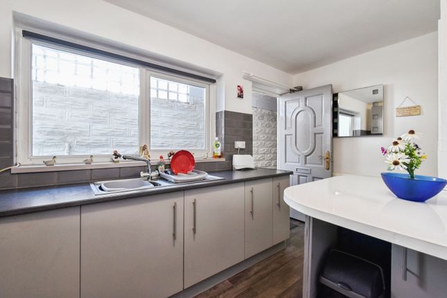 64, Wern Road, Swansea photo 4
