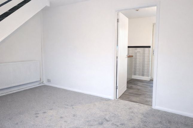 19, Deanside Drive, Leicestershire photo 5