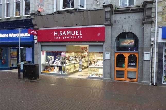 Retail premises to let in St. Marys Court, St. Marys Road, Newquay