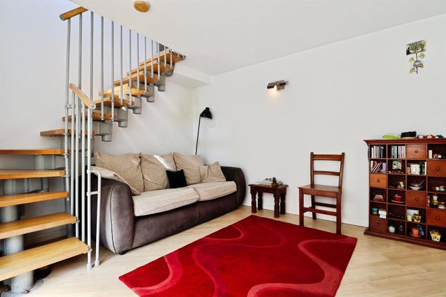 2-bed other on Y Bwthyn, 58b, Clive Road, Cardiff, £240,000