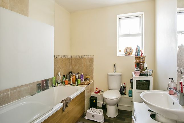 Flat for sale in Castlemain Avenue, Bournemouth