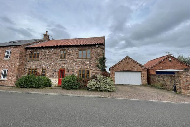 Semi-detached house to rent in Wesley Way, North Scarle, Lincoln