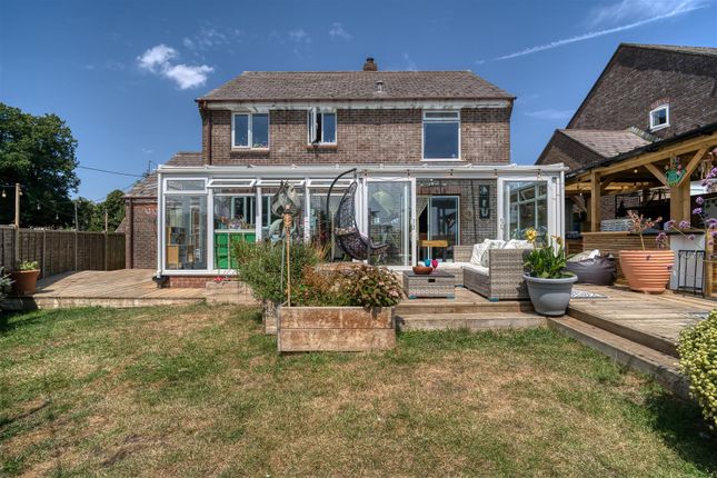 3 Charlotte Gardens, Blandford Hill, Winterborne Whitechurch photo 4