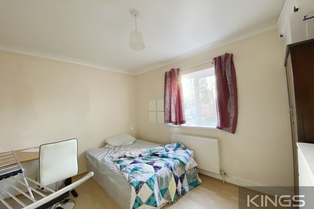 Flat to rent in Portswood Park, Portswood Road, Southampton