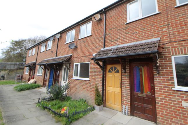 Thumbnail Flat for sale in St Francis Close, Strood