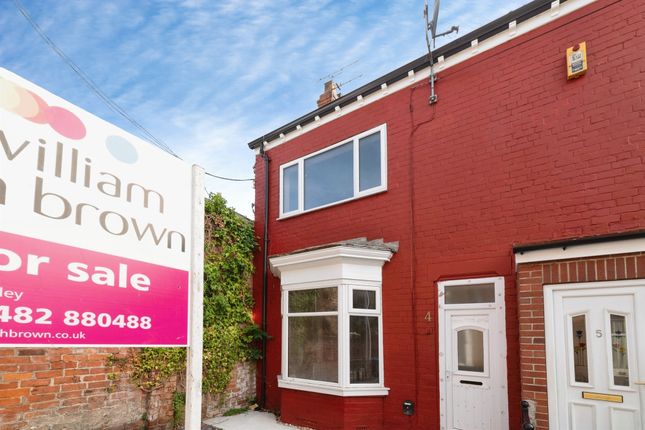 2-bed terraced on 4, Pretoria Villas, Hull, £55,000