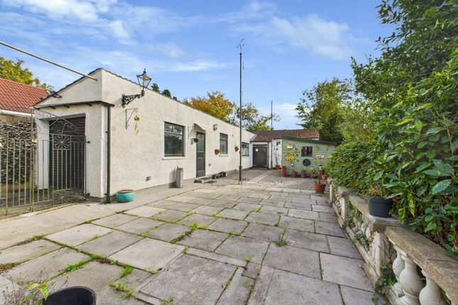 32, Heol Llanishen Fach, Cardiff photo 3