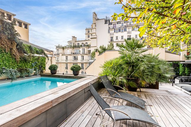 Town house for sale in Muette, Paris, 75116