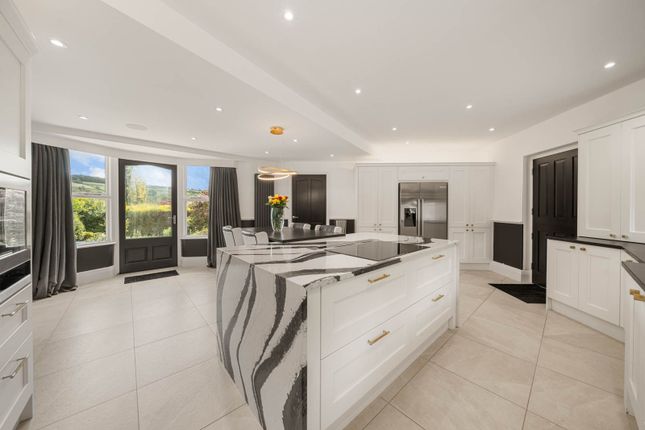 Linden Lea, Kebroyd Mount, Sowerby Bridge photo 2