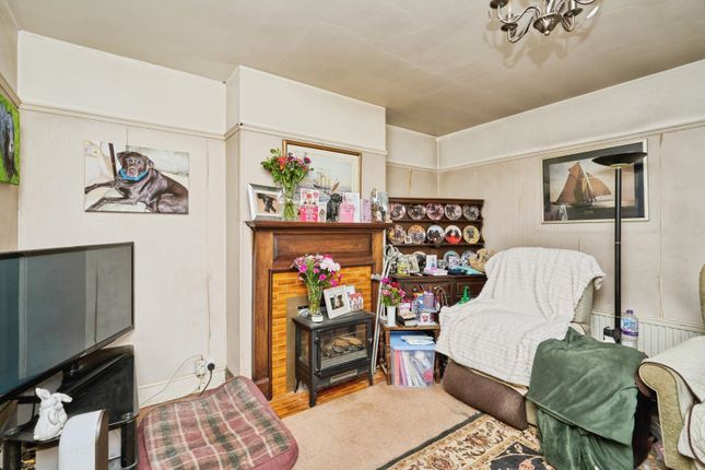 12, Place Road, Isle of Wight photo 4