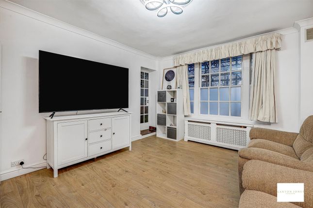Flat 4, Russell House, Pimlico photo 4