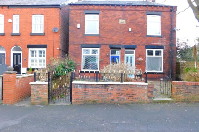Thumbnail Town house for sale in Belgrave Road, New Moston, Manchester