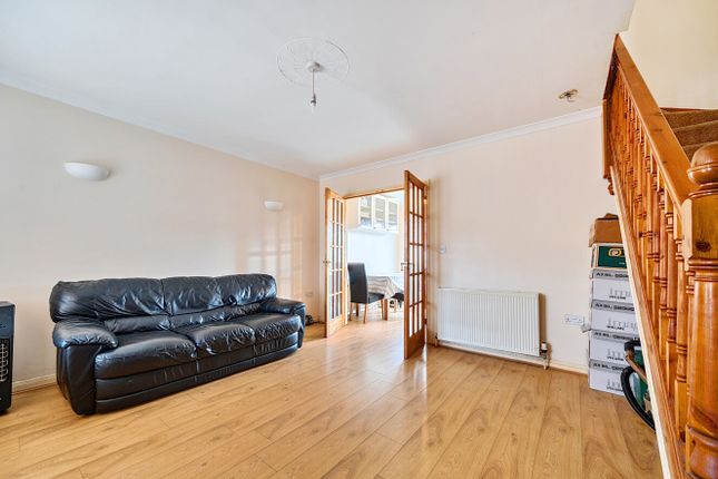 9, Harris Close, Callington photo 2