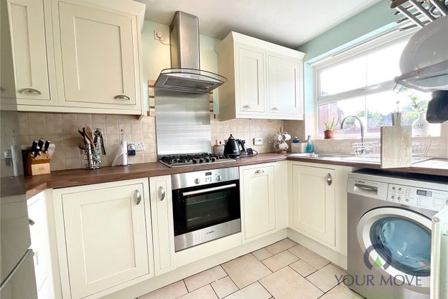 11, Aerial Way, Droitwich photo 2