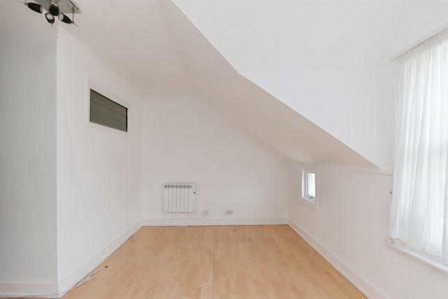 Flat 2, 19, Wickham Avenue, Bexhill-On-Sea photo 3