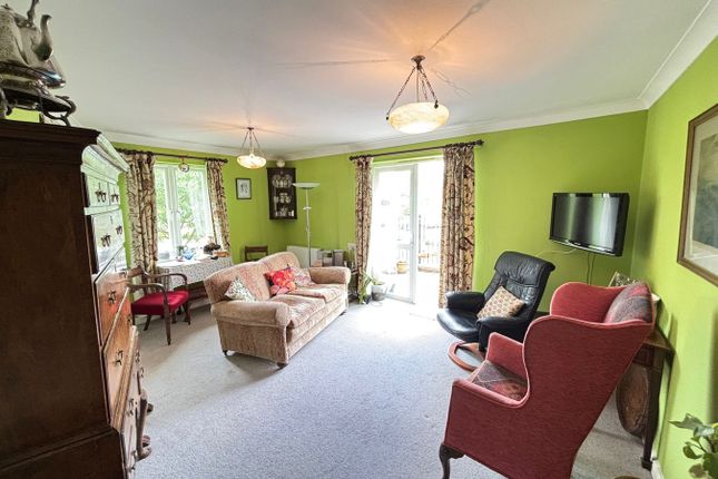 29, Gwenllian Morgan Court, Brecon photo 4