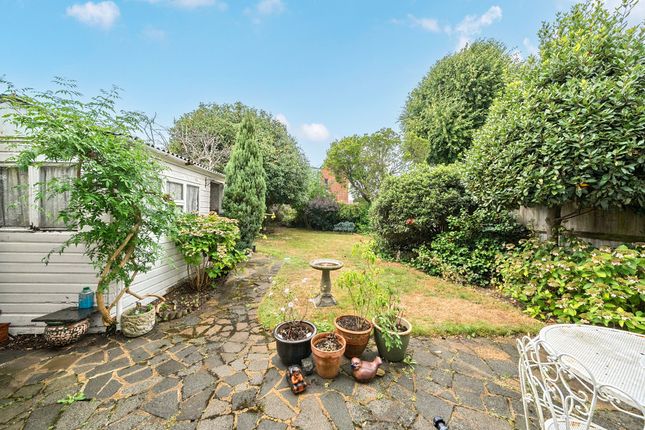 4 Dysart Avenue, Kingston Upon Thames photo 2