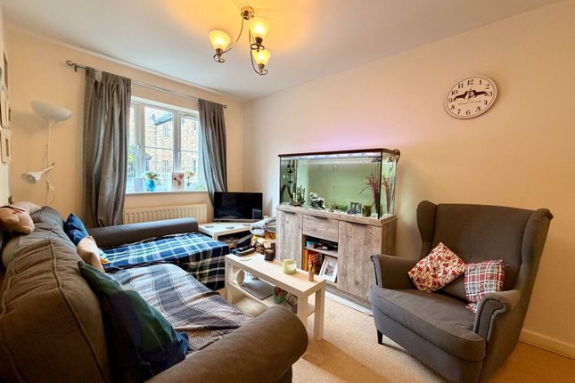 68, Zander Road, Calne photo 3