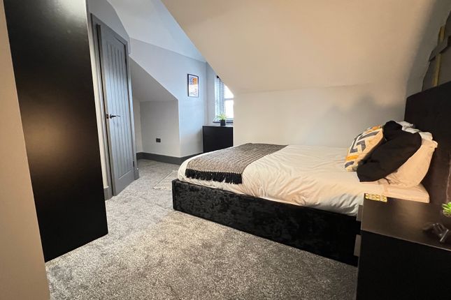 Thumbnail Room to rent in Room 5, Stratford Street, Leeds