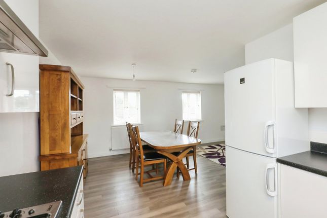 25, Beechcroft Court, Norwich photo 4