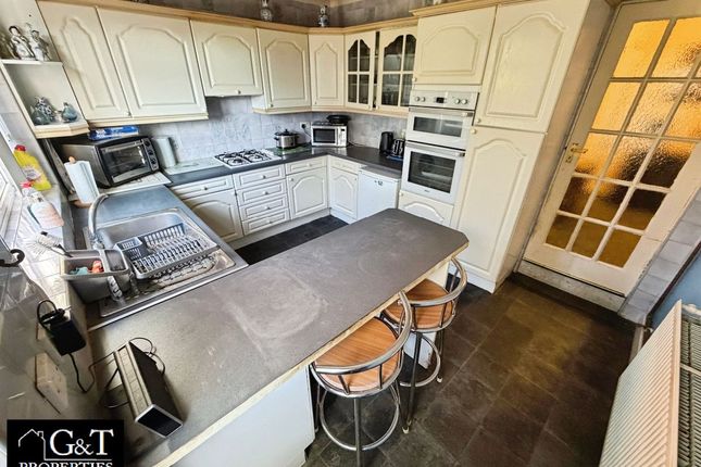 98 Bowling Green Road, Dudley photo 4