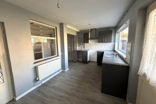28, Waterloo Road, Southend On Sea photo 4