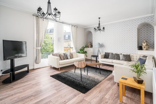 Town house for sale in Belvedere, Bath