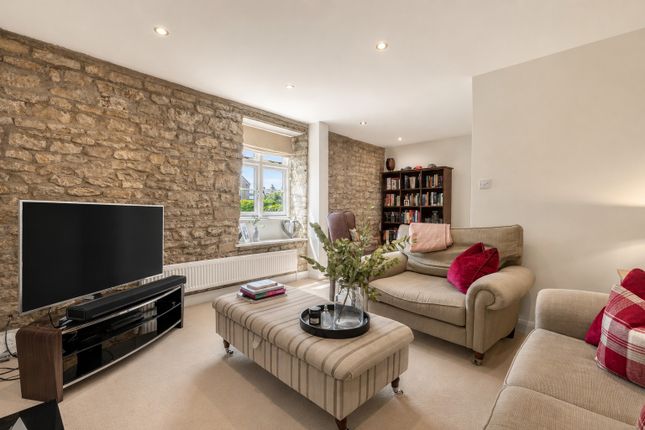 1, Exeter Court, St Peters Street, Stamford photo 4