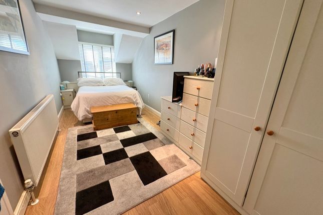 15, Malling Avenue, LEICESTER photo 4
