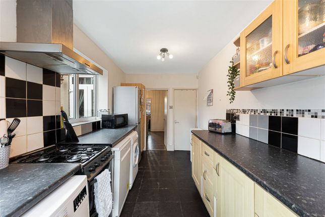 Detached house for sale in Abbey Grove, Nottingham