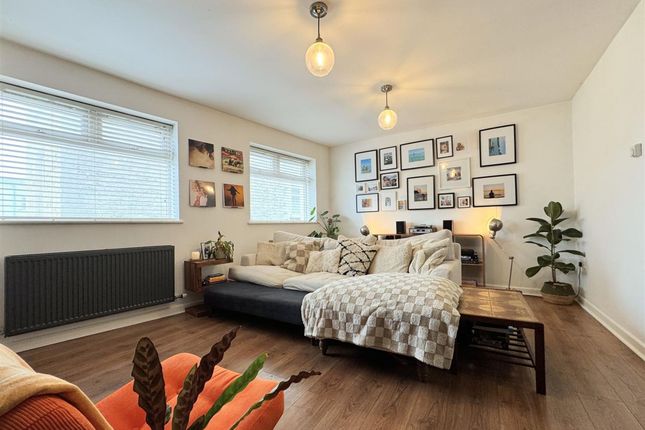 3 St. Georges Apts, 71 Mount Wise, Newquay photo 4