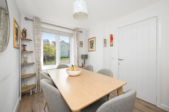 15, Comyn Drive, Roslin photo 4