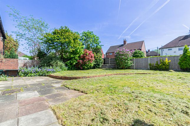 Waverley Avenue, Warrington photo 4