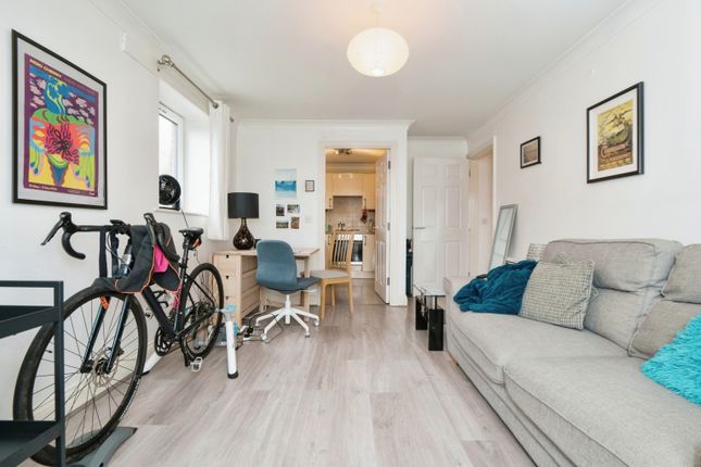 Flat for sale in Firgrove Road, Southampton, Hampshire