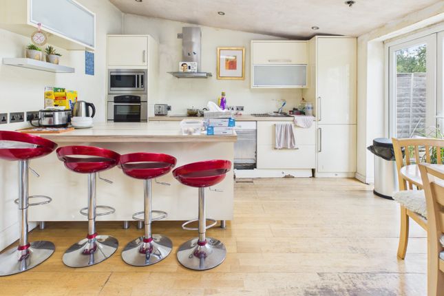 33, Narcot Lane, Buckinghamshire photo 4
