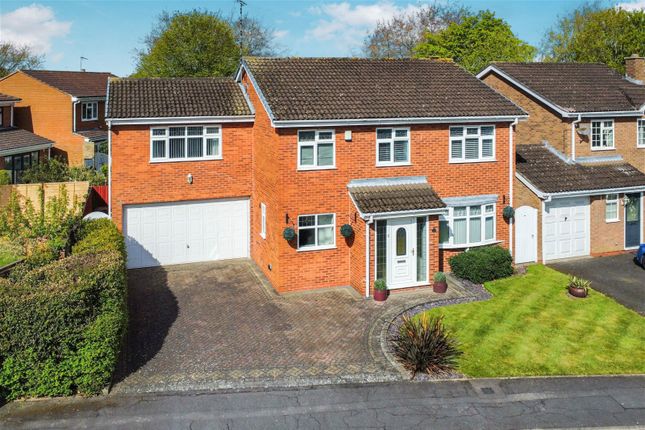 Thumbnail Detached house for sale in Over 2, 000 Sqft! Holsworthy Close, Nuneaton