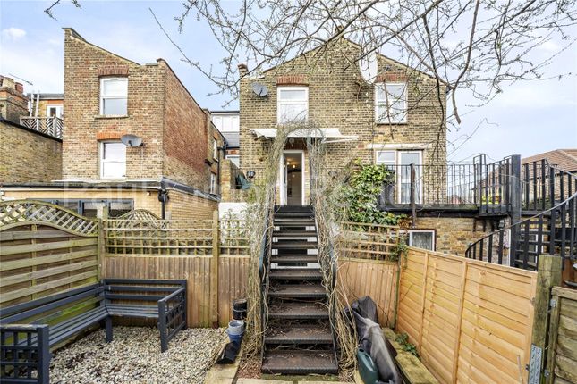 Flat for sale in Umfreville Road, Harringay, London