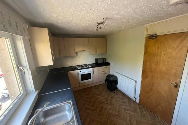 3/5, Calder Place, Edinburgh photo 5