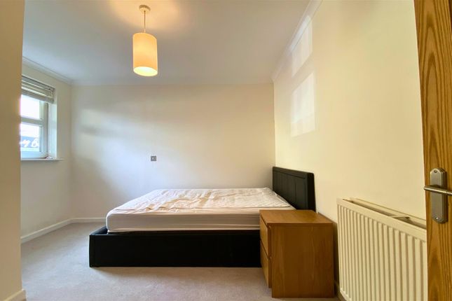 GFF, 119, Coldharbour Road, Bristol photo 4