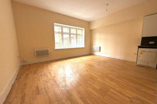 36B, Wellington Street, Luton photo 2