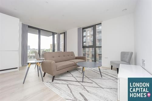 Flat for sale in Willowbrook House, Woodberry Down