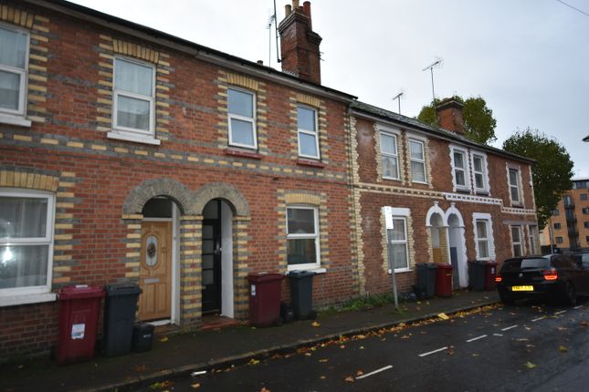 Thumbnail Terraced house for sale in Sackville Street, Reading