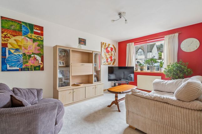 74 Bowerdean Road, High Wycombe photo 3
