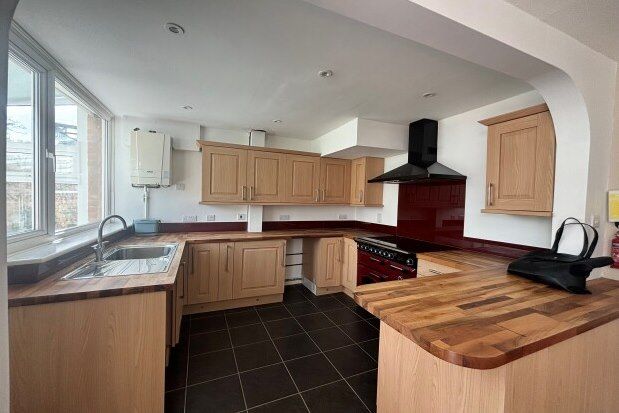 Semi-detached house to rent in Carlton Road, Exeter